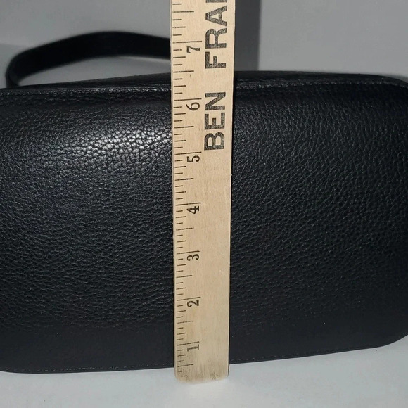 Kate Spade Marti Small Bucket Black Pebbled Leather - Picture 4 of 14